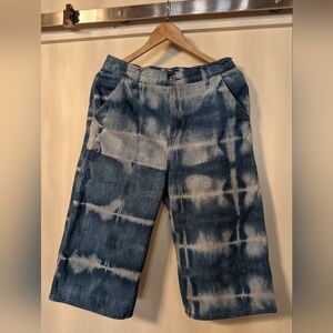 Levi's long shorts, size 29